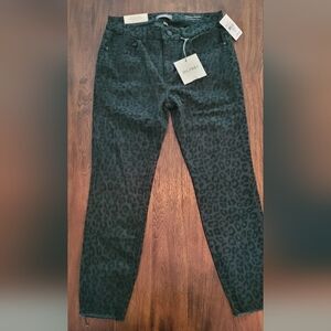 DL1961 Florence cropped mid rise skinny   pants